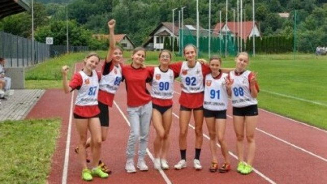 Drużyna dziewcząt SP 2 Kęty brązowymi medalistkami Małopolskich Igrzysk Dzieci w Czwórboju LA