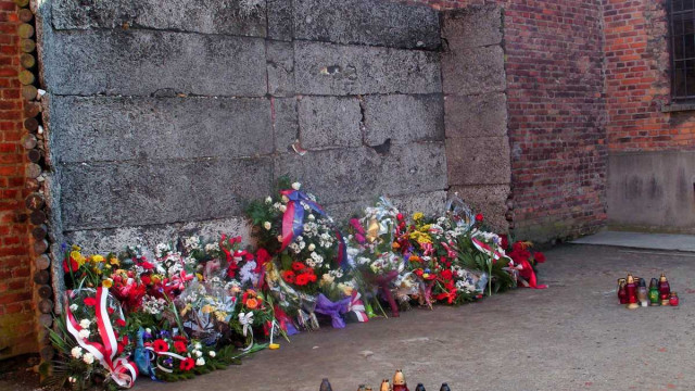 Egzekucja pod ścianą straceń w Święto Niepodległości