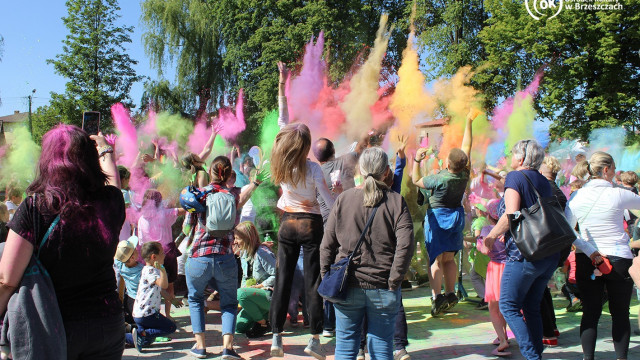 Eksplozja Kolorów w Parku Miejskim - FOTO - InfoBrzeszcze.pl