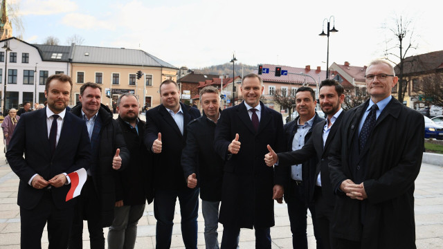 Eksplozja radości w oświęcimskim PiS! Gratulacje dla Karola Nawrockiego płyną szerokim strumieniem
