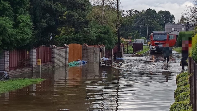 Ewakuacja mieszkańców gminy Brzeszcze – FOTO