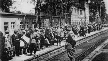 HISTORIA. Nazistowski zbrodniarz na dworcu kolejowym w Olkuszu