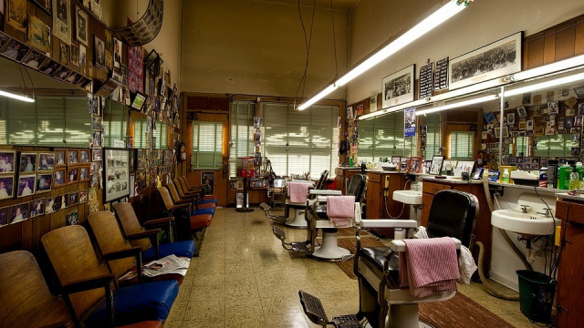 Jak urządzić salon fryzjerski, który przyciągnie tłumy?