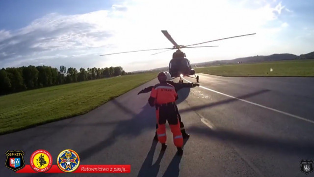 KĘTY. Ćwiczenia śmigłowca ratowniczego SAR Mi-8