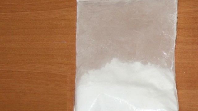 Kilkadziesiąt porcji amfetaminy w mieszkaniu