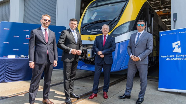 Koleje Małopolskie zyskają sześć nowych pociągów od NEWAG – umowa podpisana