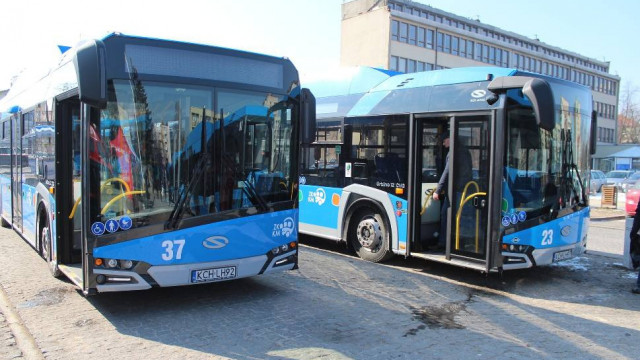 Kontrowersje wokół przetargu w Chrzanowie. Stare autobusy będą wozić pasażerów
