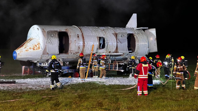 KRAKÓW. Nocne ćwiczenia na terenie Międzynarodowego Portu Lotniczego Kraków Airport