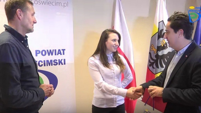 Mistrzyni Polski w MTB wyróżniona przez starostę (WIDEO)