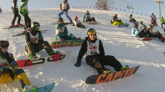 Narciarze alpejscy i snowboardziści rywalizowali o mistrzostwo – FOTO