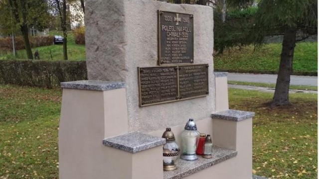 Odrestaurowano pomnik w Jawiszowicach - InfoBrzeszcze.pl