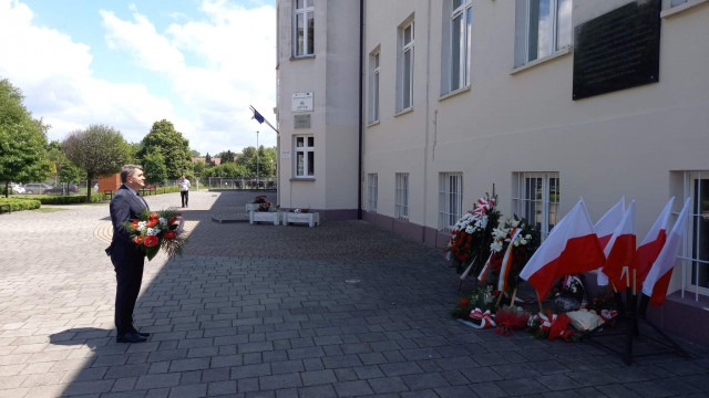 Oświęcim. 14 czerwca - 81. rocznica deportacji pierwszych Polaków do KL Auschwitz