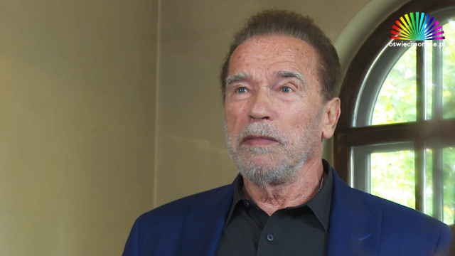 OŚWIĘCIM. Arnold Schwarzenegger odwiedził oświęcimskie Centrum Żydowskie [WIDEO]