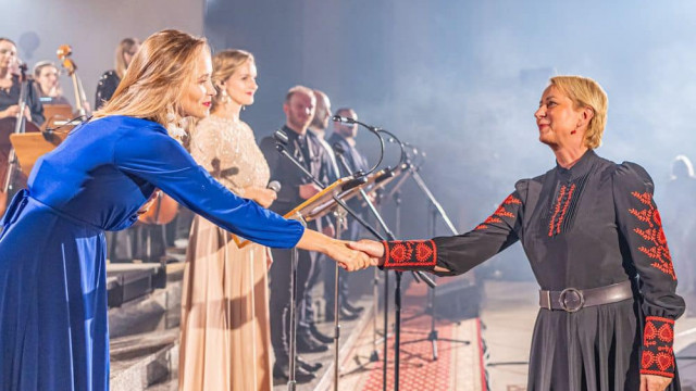 OŚWIĘCIM. Artyści Filharmonii Krakowskiej docenili Muzeum Pamięci Mieszkańców Ziemi Oświęcimskiej