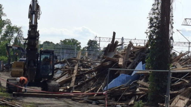 Oświęcim. Miasto porządkuje tereny w pobliżu dworca PKP