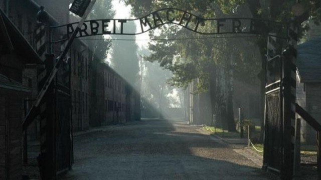 Oświęcim - mieli nagrać materiał, a zostali na noc w Auschwitz