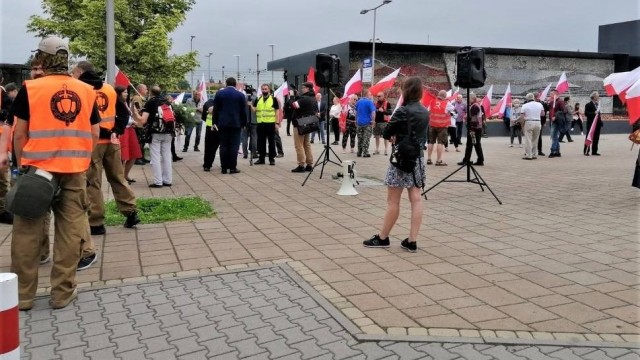 Oświęcim. Narodowcy manifestują z okazji 80 rocznicy pierwszego transportu do Auschwitz