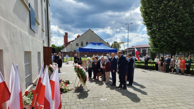 OŚWIĘCIM. Narodowy Dzień Pamięci Ofiar Niemieckich Nazistowskich Obozów Koncentracyjnych i Obozów Zagłady