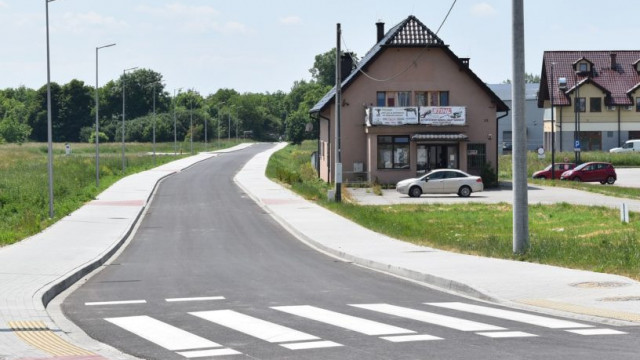 OŚWIĘCIM. Nowa ulica za sklepem Kaufland otrzymała imię Zofii Posmysz