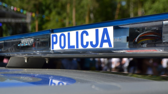 OŚWIĘCIM. Policjanci dostrzegli pożar domu