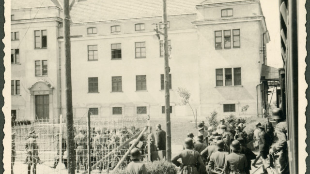 OŚWIĘCIM. Sensacyjne nowe zdjęcia z deportacji pierwszych Polaków do Auschwitz