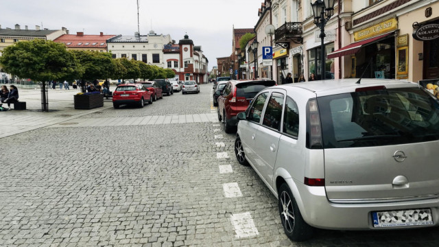 OŚWIECIM. Straż Miejska apeluje do kierowców o prawidłowe parkowanie