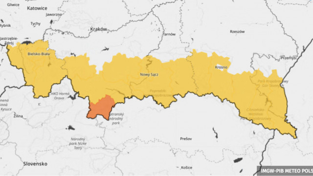 OŚWIĘCIM. Uwaga kierowcy, na południe kraju nadciąga pierwszy śnieg