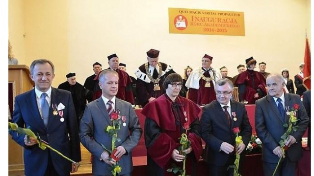 Oświęcim - Złoty Krzyż Zasługi dla Rektora PWSZ