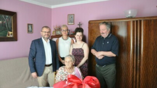Pani Emilia z Podlesia skończyła 101 lat. Urząd Gminy Kęty życzy wszystkiego najlepszego!