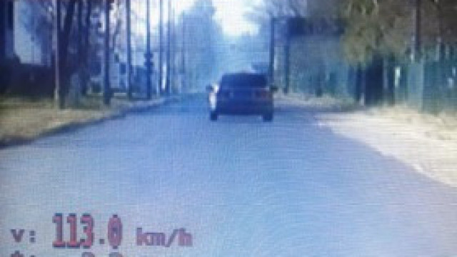 Pędził z prędkością 113 km/h i miał dożywotni zakaz kierowania