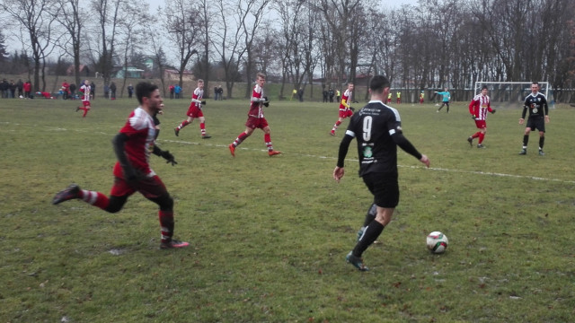 PIŁKA NOŻNA. Przesunięta inauguracja futbolowej wiosny w trzeciej lidze