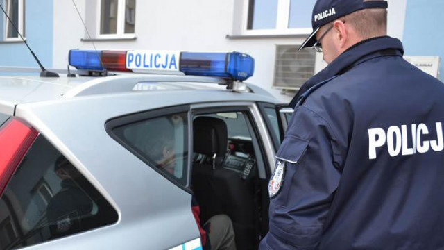 Policja poszukuje kierowcy niebieskiego Audi A4
