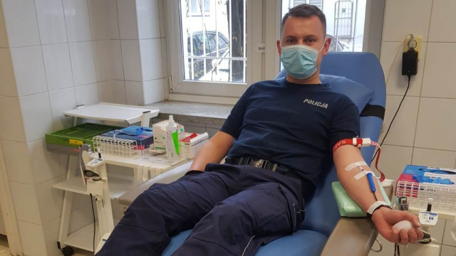 Policjanci oddali krew potrzebującym - InfoBrzeszcze.pl