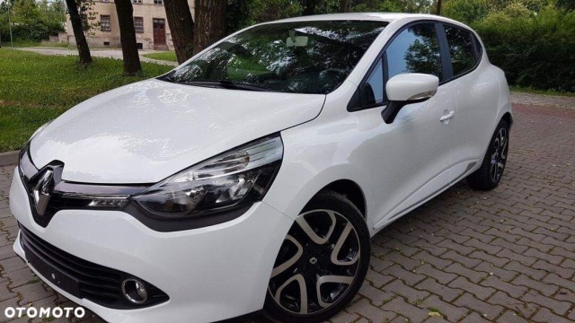 Policjanci poszukują skradzionego Renault Clio IV oraz  sprawcy jego kradzieży