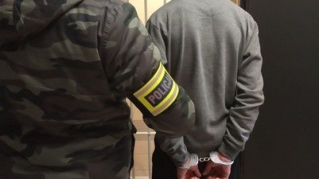 Policjanci rozpracowali ośmioosobową grupę przestępczą