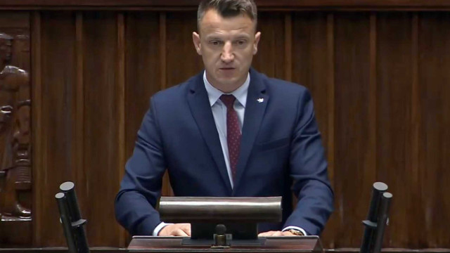 Pomyłka posła Konfederacji w sprawie Oświęcimia – FILM