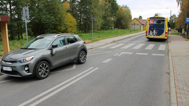 Potrącenie trójki małoletnich pieszych w Zaborzu