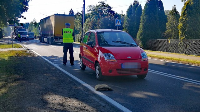 Poważny wypadek w Chełmku. Dwie osoby potrącone przez samochód – ZDJĘCIA!