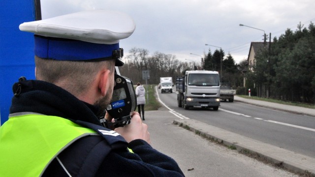 POWIAT. Na drogach więcej policjantów. Akcja „Znicz 2019” potrwa do niedzieli