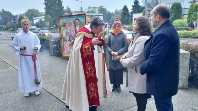 POWIAT. Relikwie bł. Rodziny Ulmów w Oświęcimiu