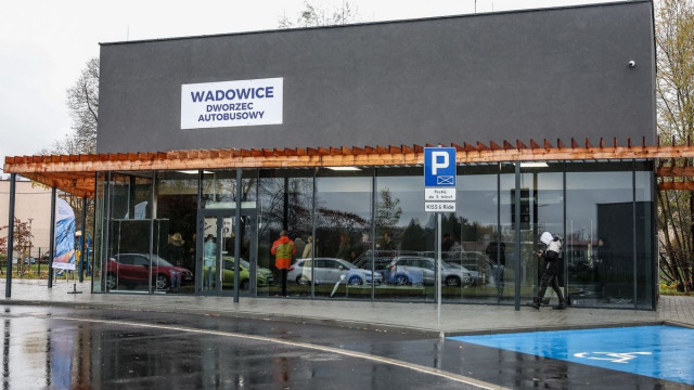 POWIAT. Wadowice doczekały się nowoczesnego dworca autobusowego