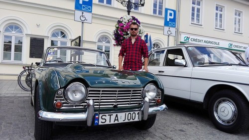 POWIAT. Zlot zabytkowych pojazdów. Piękne auta z Zachodu i... zza żelaznej kurtyny - FOTORELACJA