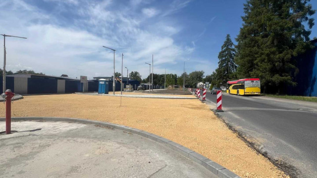 Powstaje długo oczekiwany przystanek autobusowy – FOTO