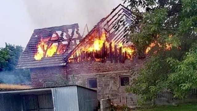 Pożar budynku w Graboszycach – ZDJĘCIA!