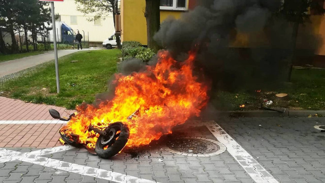 Pożar motocykla w Oświęcimiu ! ZDJĘCIA !