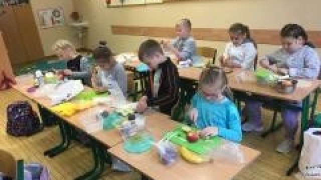 Projekt edukacyjny „Zdrowe odżywianie” w szkole na Podlesiu