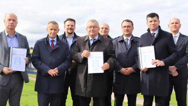 REGION. Dodatkowy, trzeci pas w ciągu autostrady A4