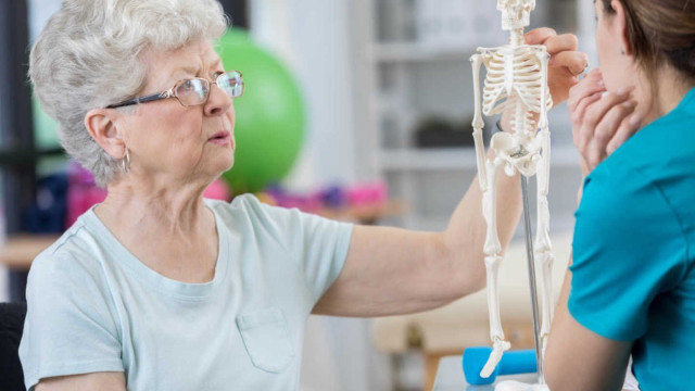 Sprawdź kondycję kości. Badania osteoporozy w Kętach i Oświęcimiu