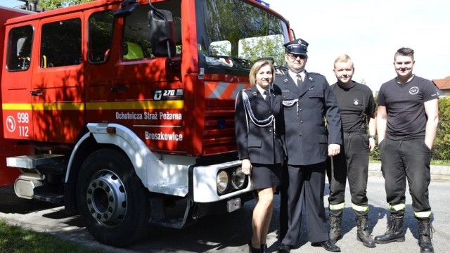 Strażacka parada w Międzynarodowym Dniu Strażaka – FILM, FOTO