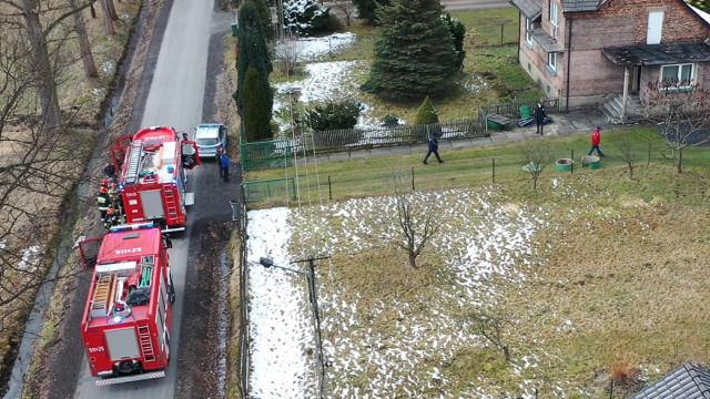 Strażacy wydobyli zwłoki mężczyzny, który wpadł do studni -FILM- InfoBrzeszcze.pl